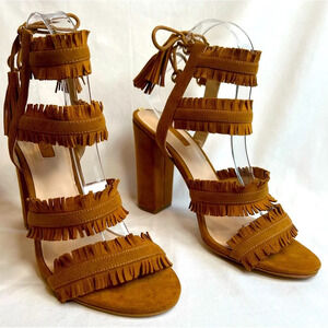 Guess Women's Econi Dress Brown‎ Fringe Block Sandals with Tassels. Size 8 1/2.